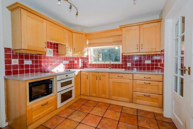 6 Oaks Drive WV107PX
