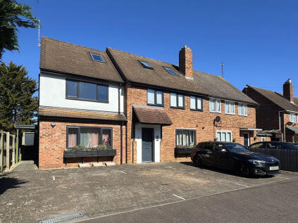 Flat 1, 9 Maitland Avenue