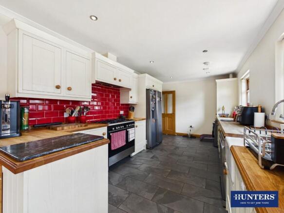 Kitchen, Dining & Family Room