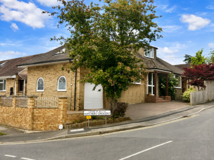 High Street, Blunsdon, Swindon, SN26