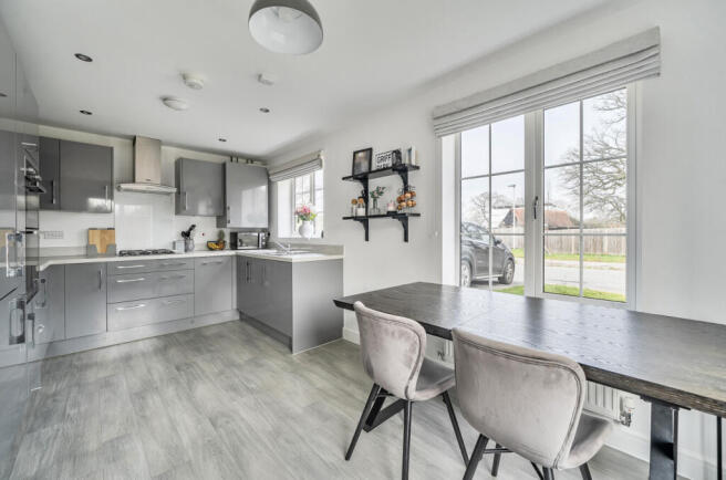 1402468-19-697790...