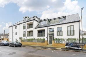 Flat 1, 2a Lonpro Court, Cowdrey Road, London SW19 8NF