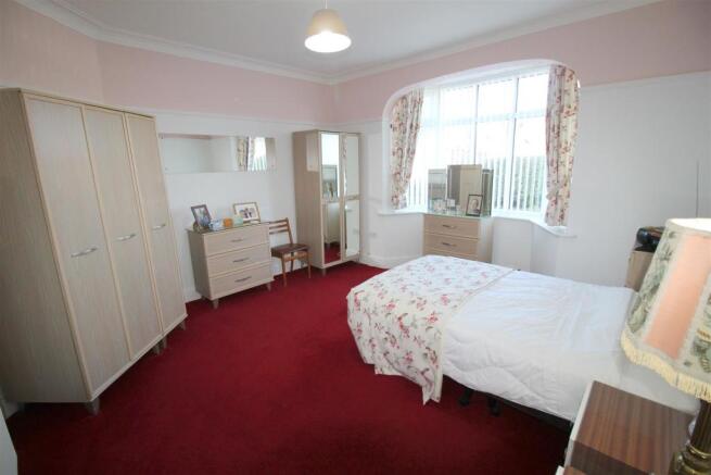 St Leonards Road West, 18, bed 1.JPG