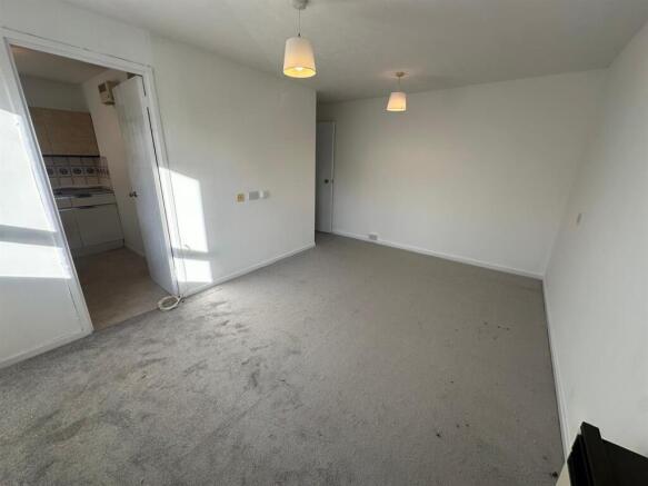 Living space 2.jpeg