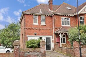 4, St Catherines Road, Southampton SO18 1LJ
