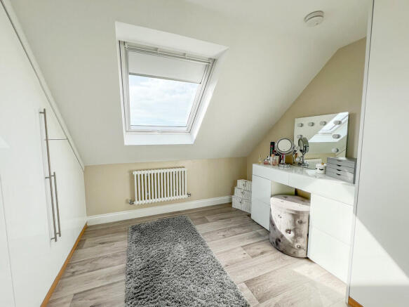dressing bed 5