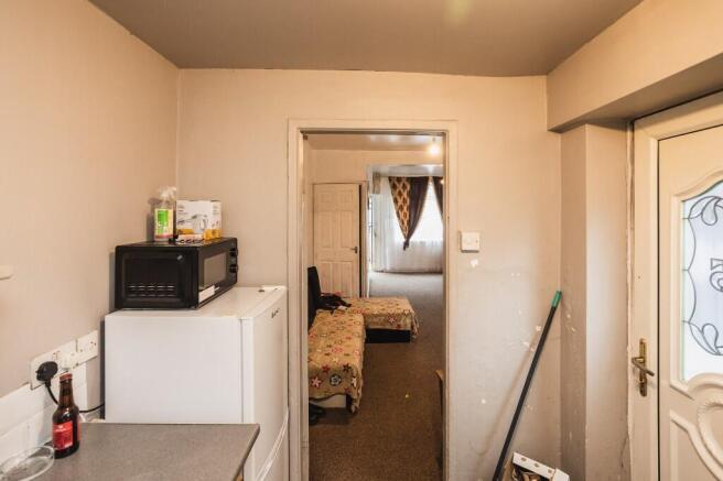 2 bed Terraced for sale Image 8