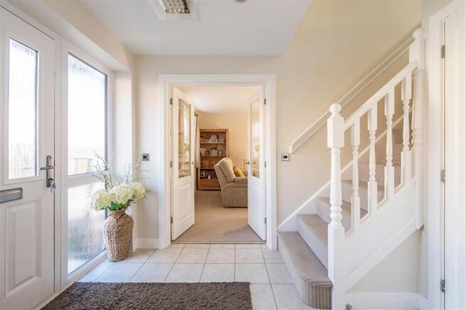 Ph17_6466386 copy.jpg