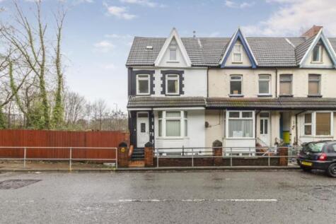 Broadway, Pontypridd