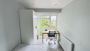184, Guildford Park Avenue, Guildford GU2 7NH