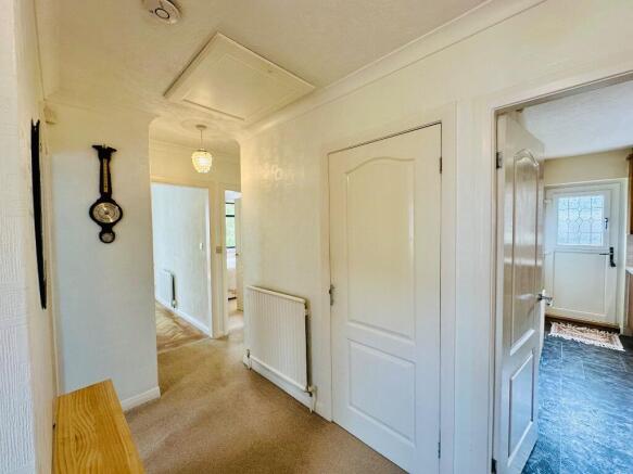 3 bed Detached Bungalow for sale Image 7