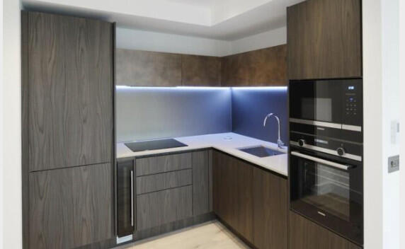 7a Exchange Gardens, Vauxhall, London, SW8 photo 4