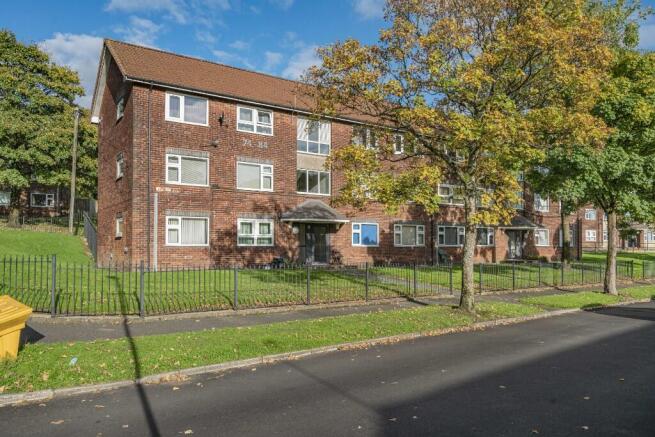 1 bed Flat for sale Image 12