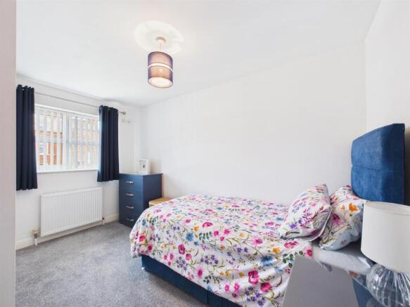 3 bed Semi-Detached for sale Image 7