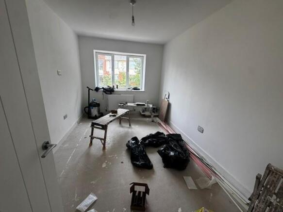 CROMWELL BEDROOM NEW.jpg