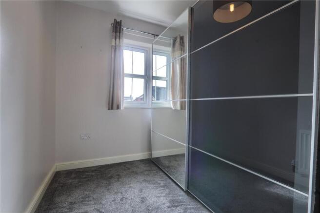 3 bed Semi-Detached to rent Image 8