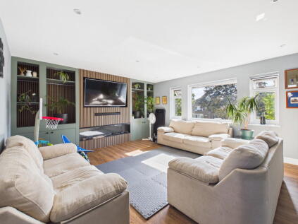 Aldsworth Avenue, Goring-by-Sea, Worthing, BN12 4UU