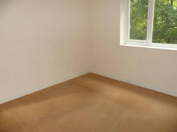 2 bed Apartment for sale Image 5
