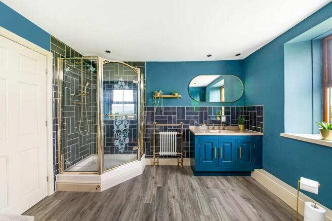 HOUSE BATHROOM