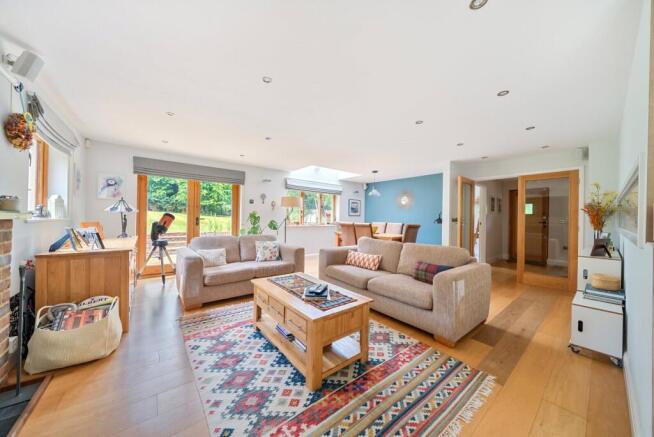 Sitting/Dining Room