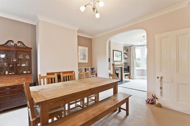 Dining Room.jpg
