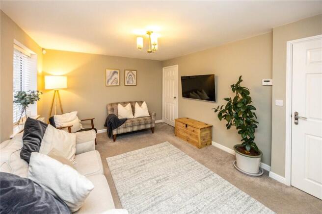 3 bed Detached for sale Image 11