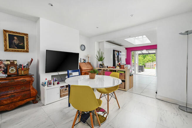 4 The Crescent (7...