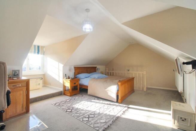 3 bed Detached Bungalow for sale Image 12