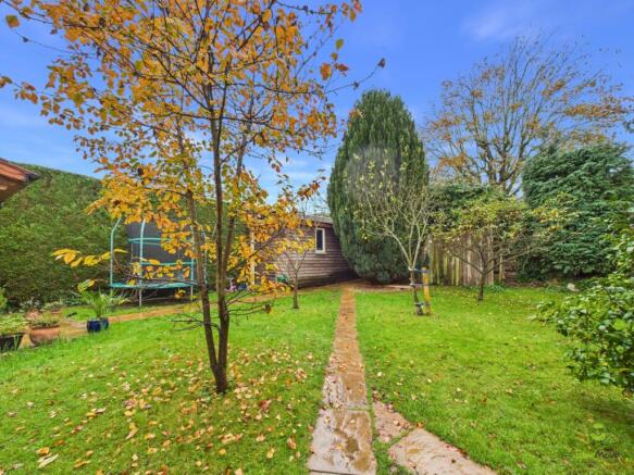 CAM02615G0-PR0135-STILL010