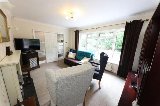3 bed Detached Bungalow for sale Image 6