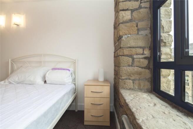 1 bed Apartment to rent Image 12