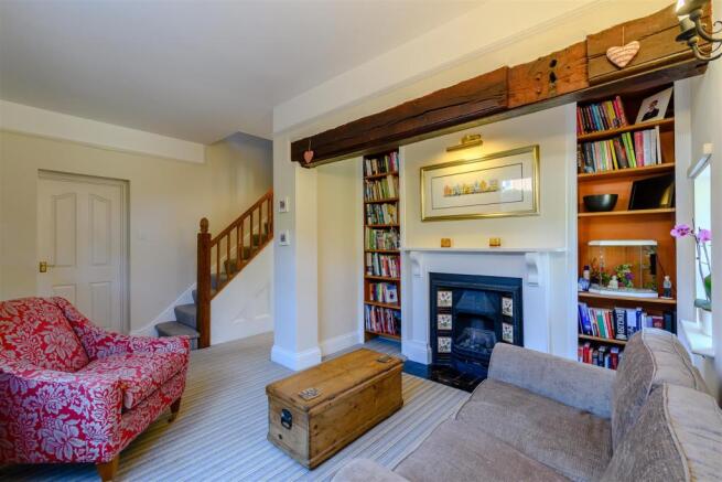 8417441-interior17.jpg