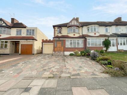 Seafield Road, London, N11