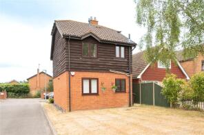 11, Larks Ridge, Chiswell Green, St. Albans AL2 3DT