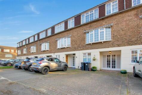 Calshot Way, Enfield