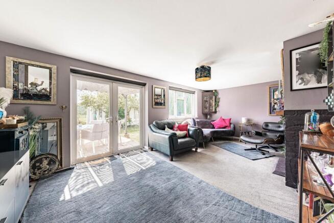 Living Room (1)