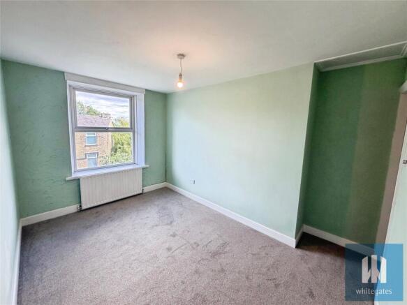 3 bed Terraced for sale Image 9