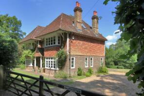 Bailiffs Cottage, Cinderhill, Tidebrook Road, Rushers Cross, Mayfield TN20 6PY