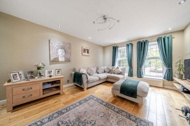 1332364-2-6890b06...