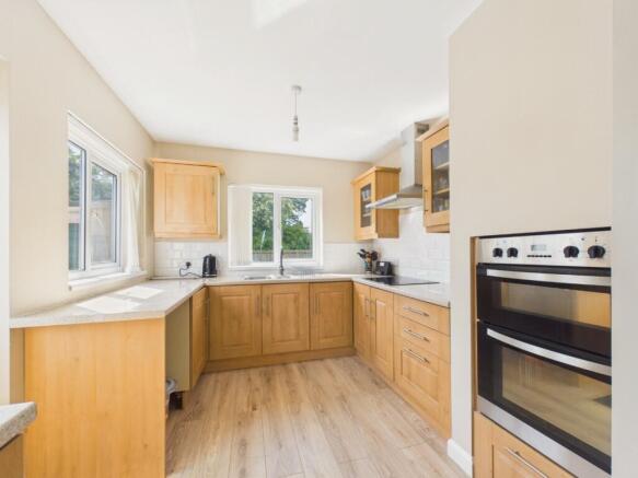 3 bed Semi-Detached for sale Image 5