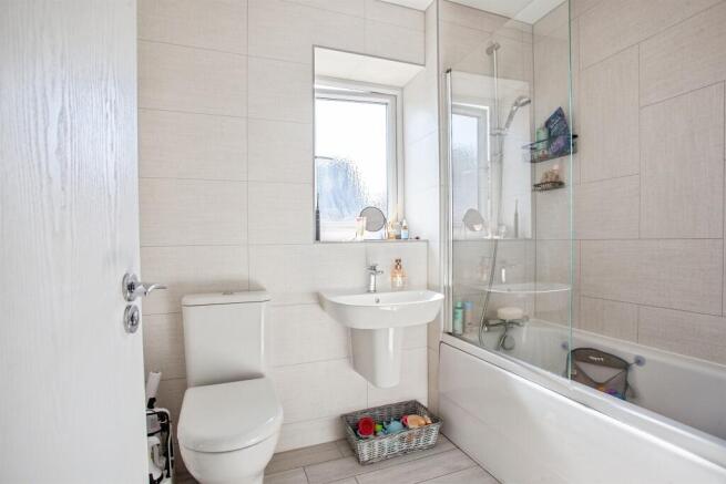 3 bed Detached for sale Image 12