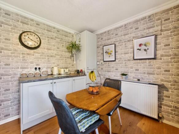 2 bed Detached Bungalow for sale Image 8