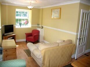 LOUNGE\DINING ROOM