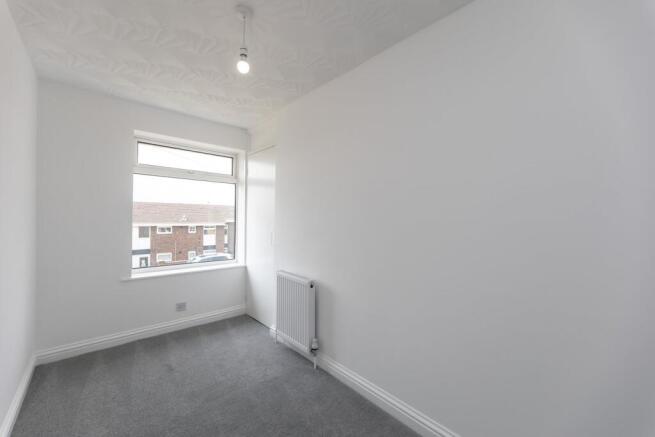 3 bed Semi-Detached to rent Image 10