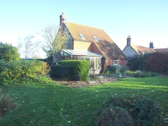 Rear Aspect