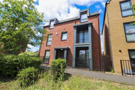 Churchill Road, Uxbridge, UB10