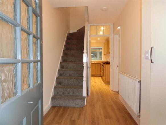 Heath Road 9 Hallway.jpg