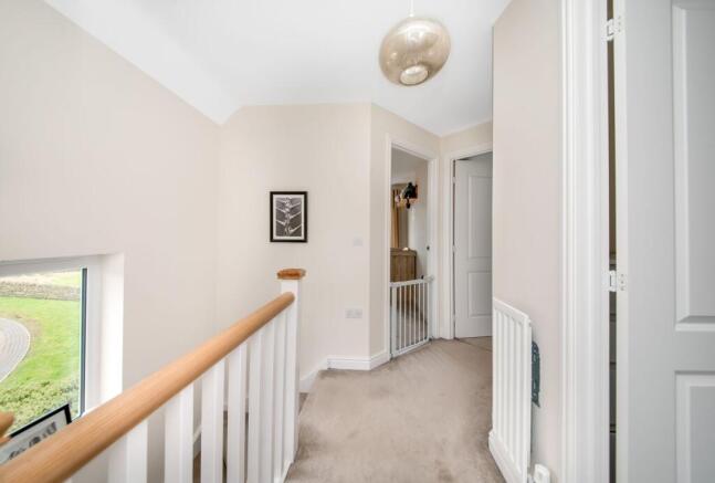 FIRST FLOOR LANDING