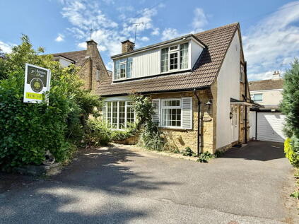 Wetherby ~ North Grove Avenue, LS22