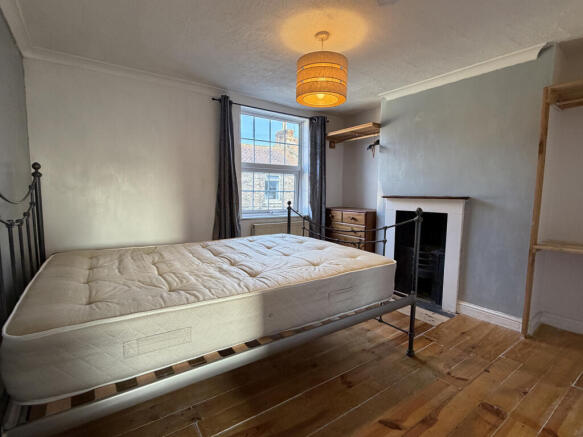 2 bed Semi-Detached for sale Image 8